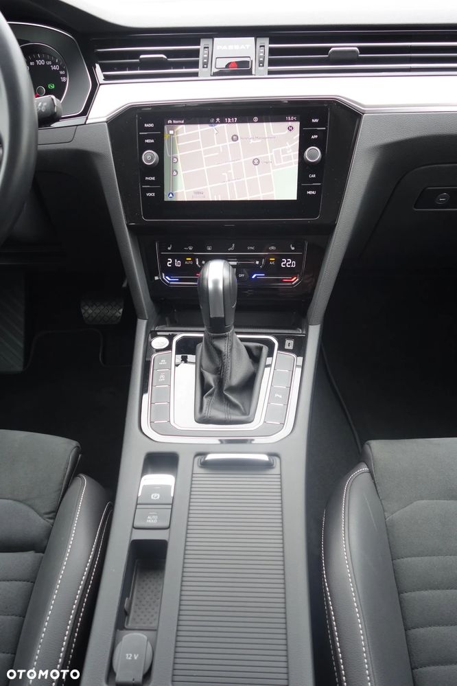 Volkswagen Passat 1.5 TSI EVO Elegance DSG - 11
