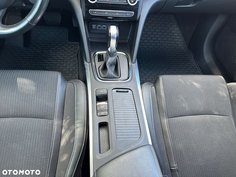 Renault Megane 1.3 TCe FAP Techno EDC - 25