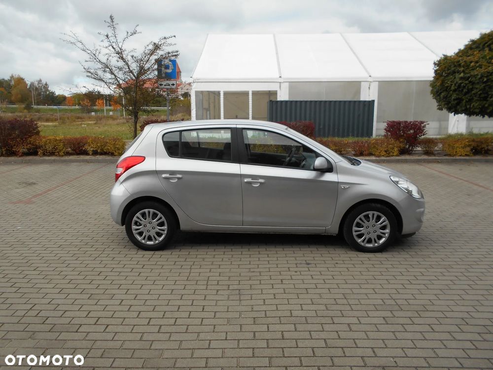 Hyundai i20 1.4 Classic + - 4