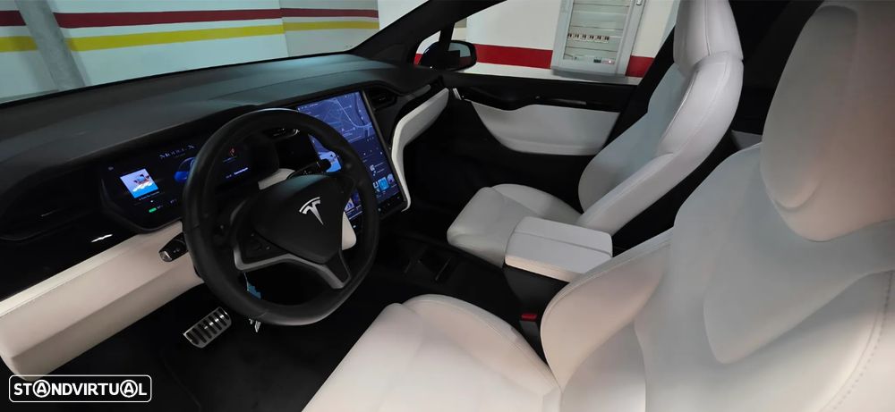 Tesla Model X 100 kWh Long Range AWD - 28