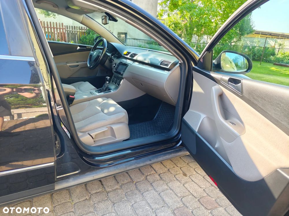 Volkswagen Passat Variant 2.0 TDI DPF Comfortline - 15