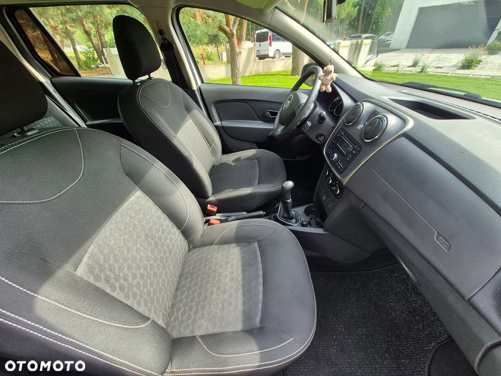 Dacia Logan 1.2 16V 75 Ambiance - 13