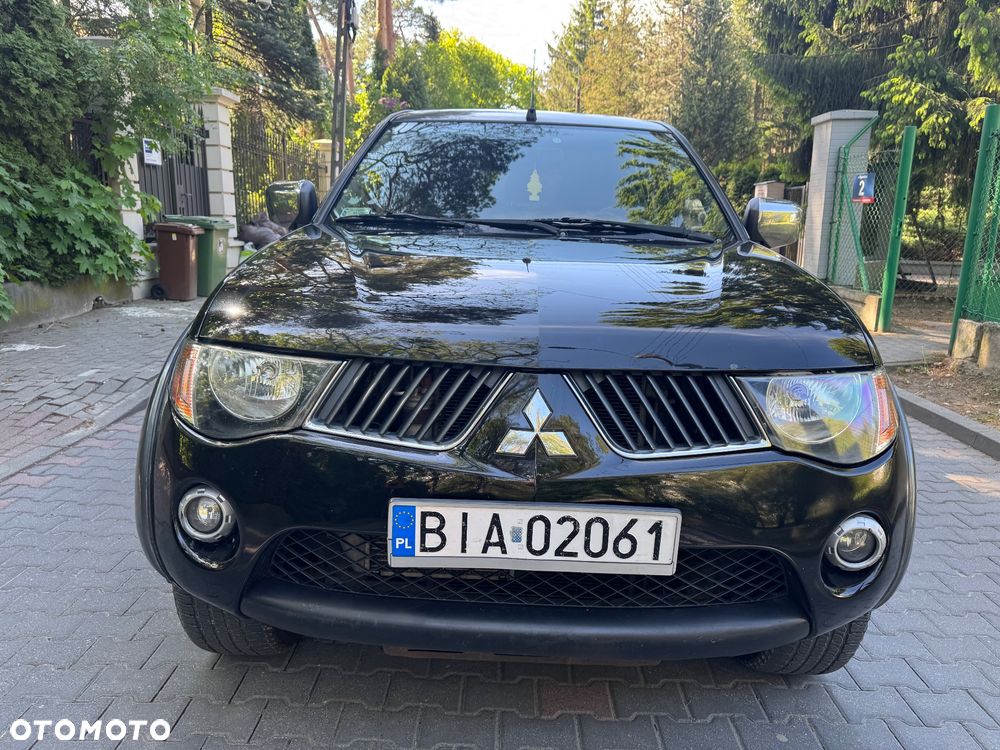 Mitsubishi L200 2.5 DID Intense + - 2