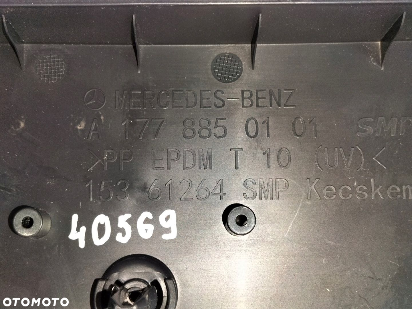 Podkładka pod tablicę rejestracyjną przód MERCEDES A KLASA W177 18- AMG - 5