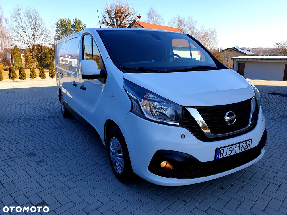 Nissan NV300 - 2
