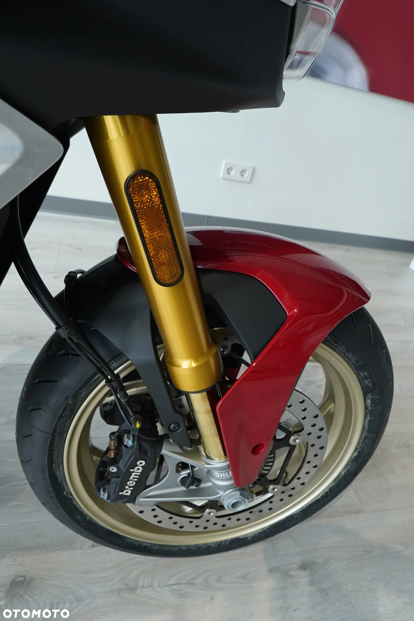 Moto Guzzi V100 Mandello - 18