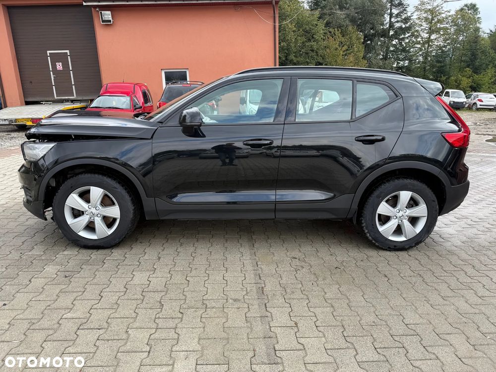Volvo XC 40 D3 AWD - 4