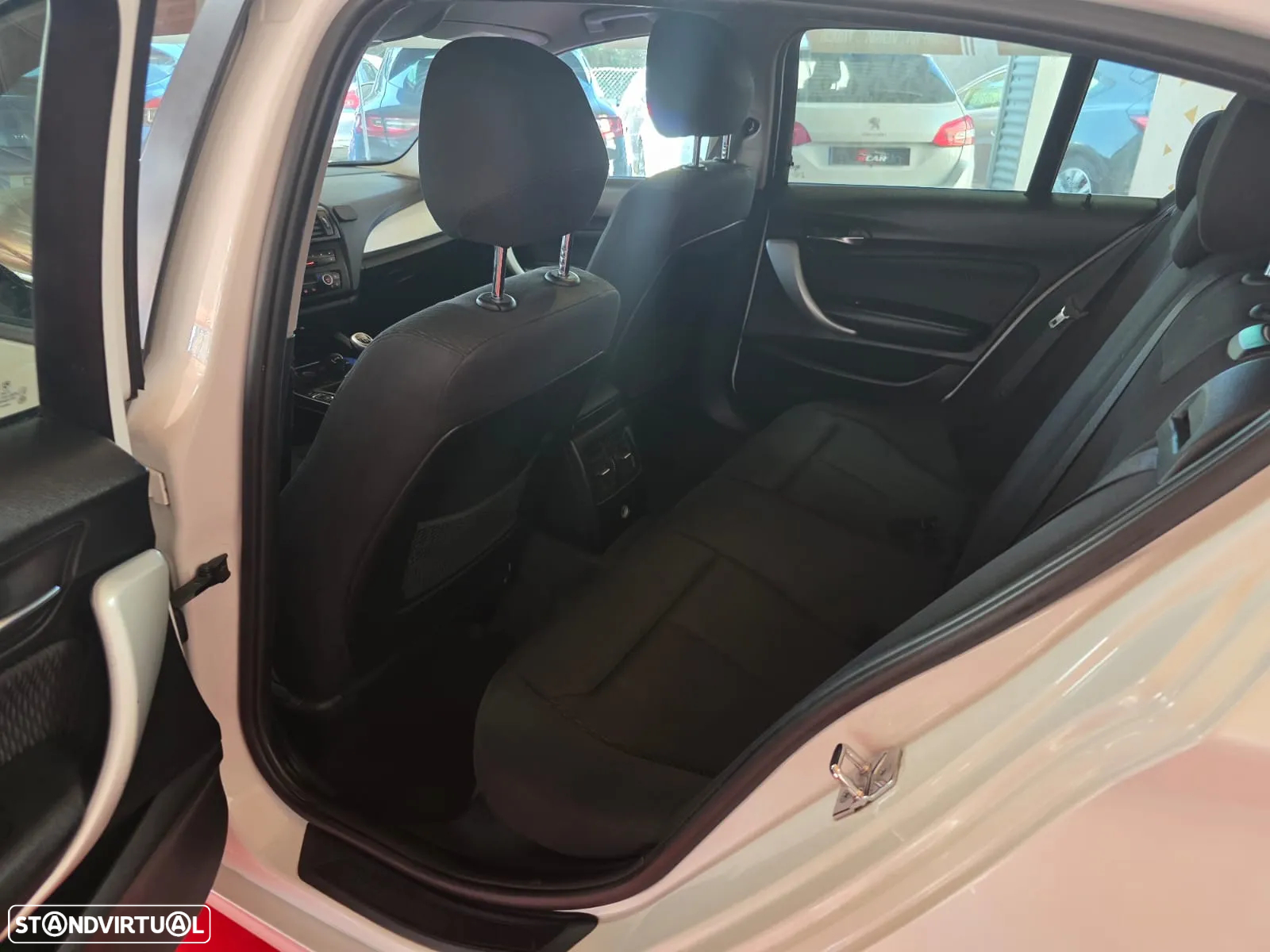 BMW 116 d EfficientDynamics - 25