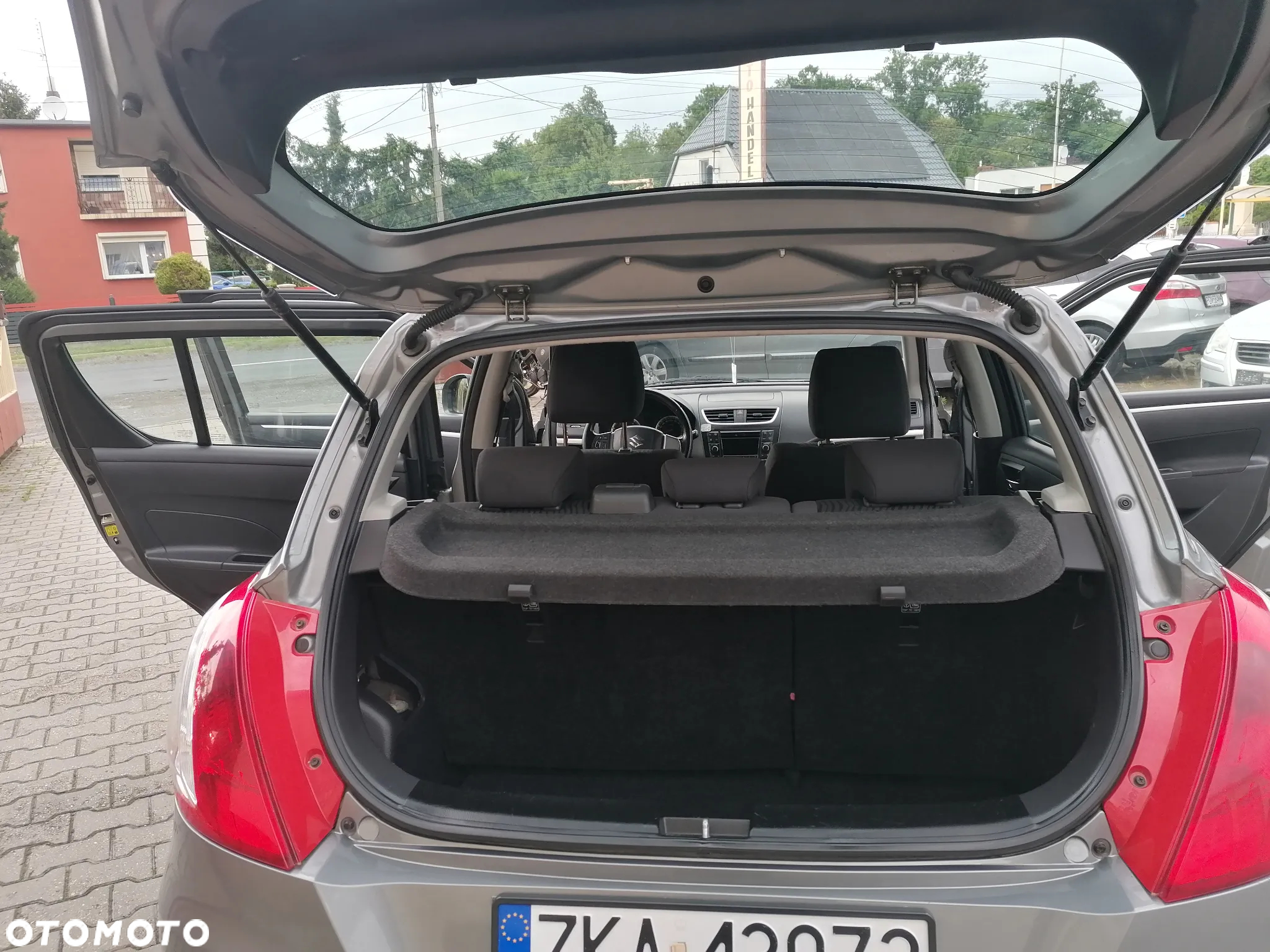 Suzuki Swift - 12