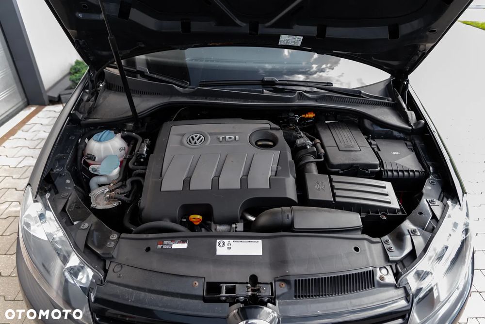 Volkswagen Golf 1.6 TDI DPF BlueMotion Technology Comfortline - 34