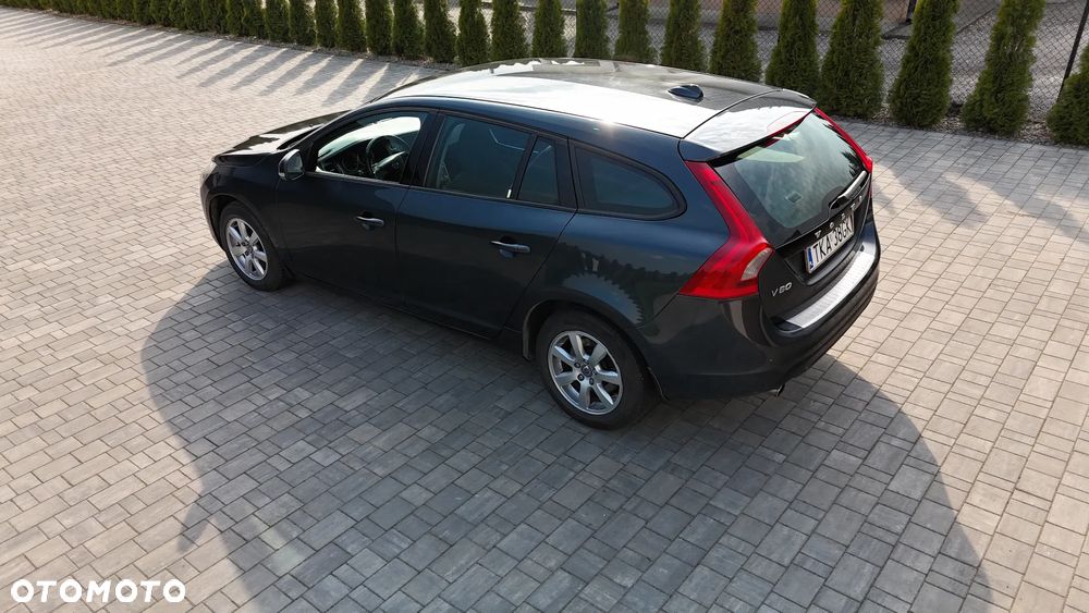 Volvo V60 D3 Momentum - 2