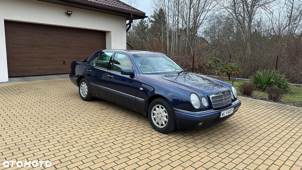 Mercedes-Benz Klasa E - 7