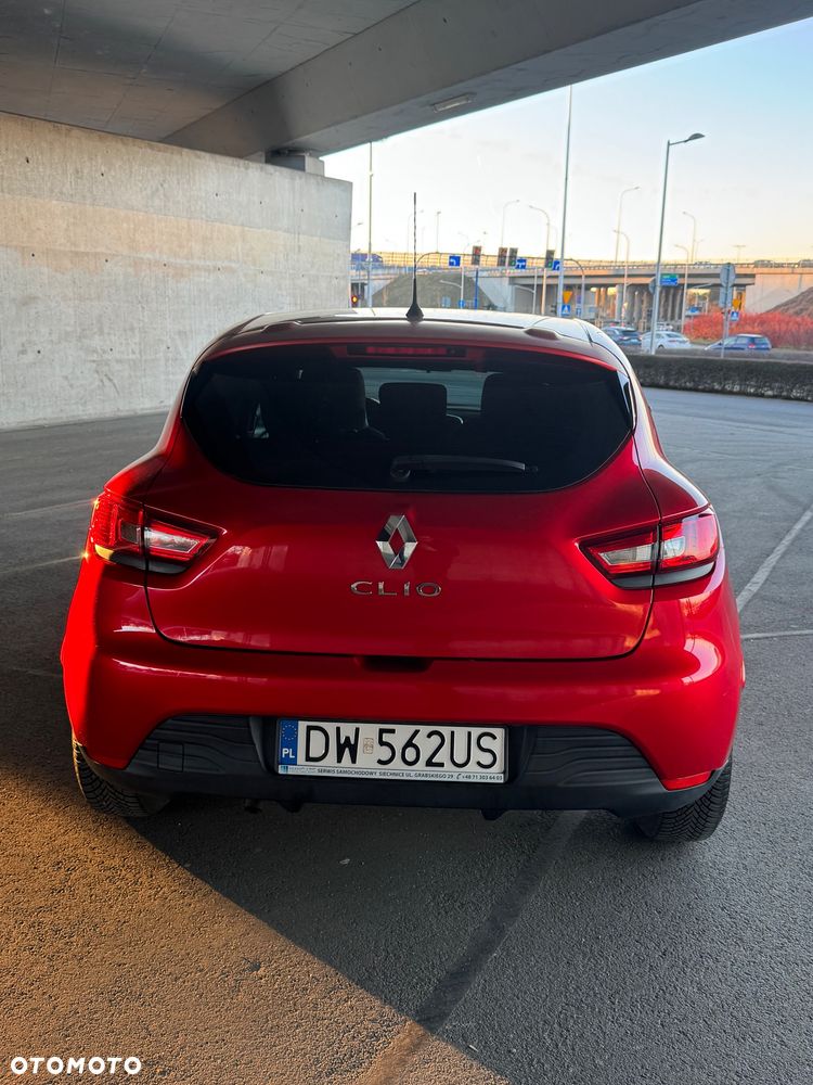 Renault Clio 1.2 16V Intens - 4