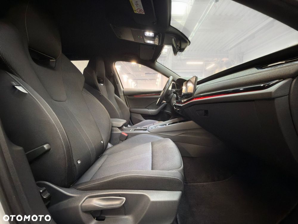 Skoda Octavia 2.0 TDI Sportline DSG - 21