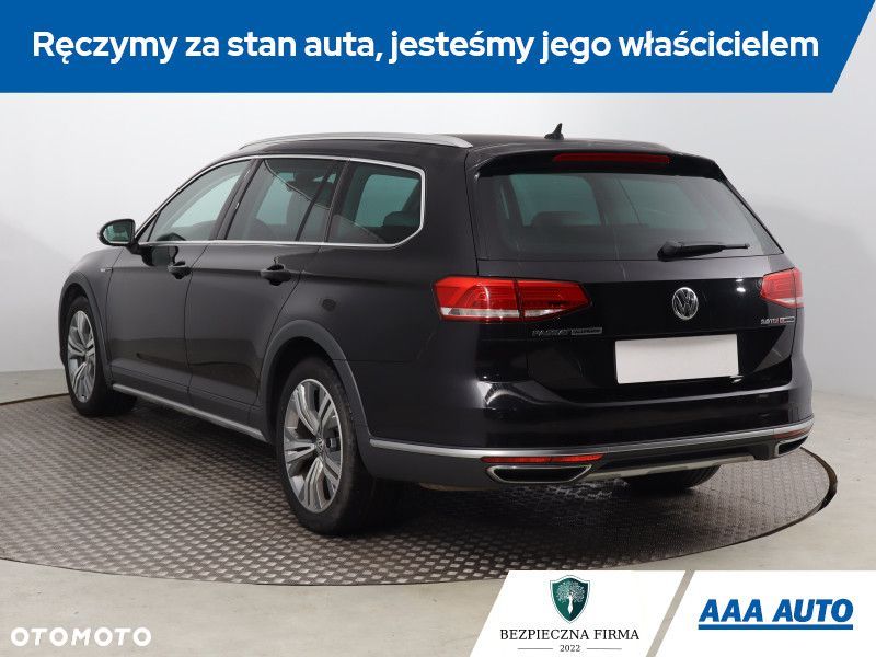 Volkswagen Passat Variant - 5