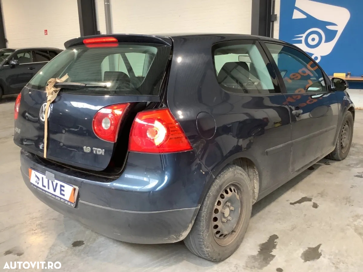 Golf5 BKC- culoare C5F-usi, punte, bara spate, hayon - 3