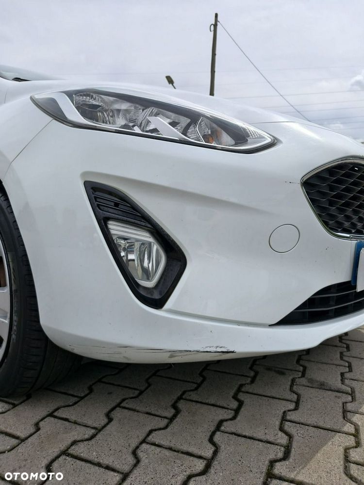 Ford Fiesta - 24