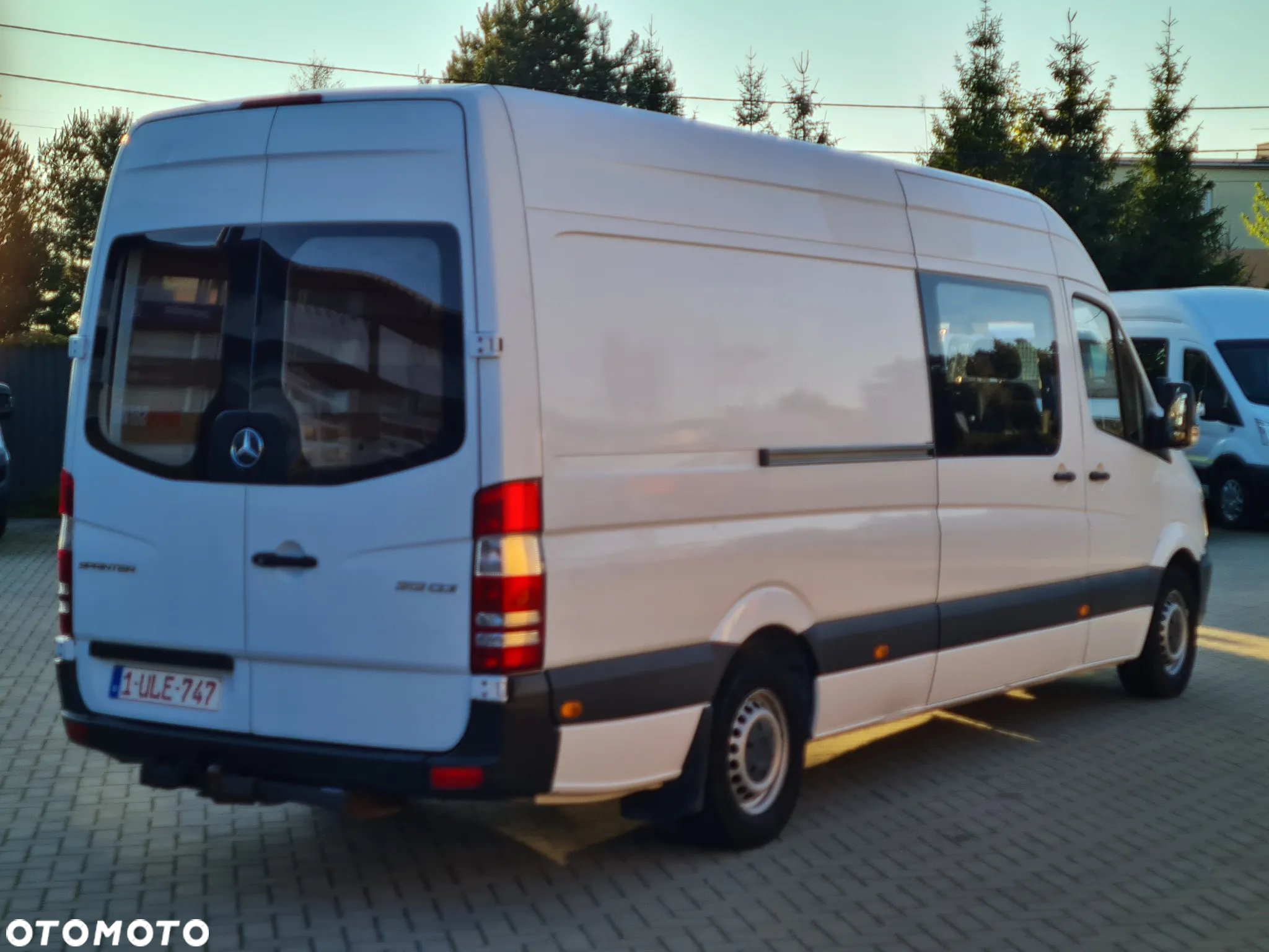 Mercedes-Benz Sprinter - 4