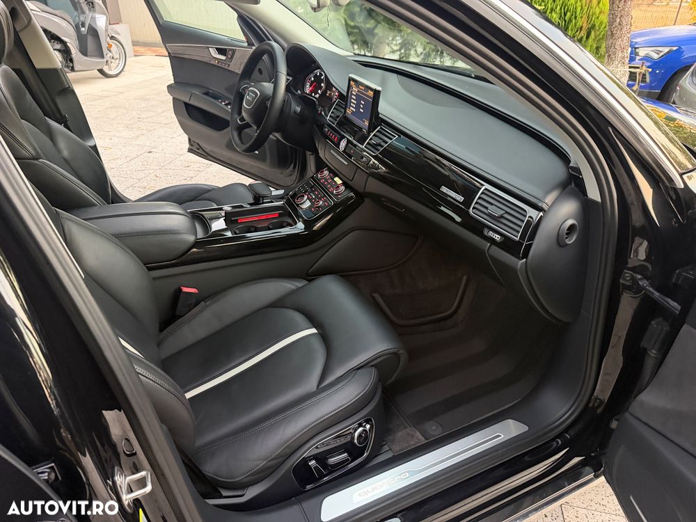 Audi A8 3.0 TDI DPF clean quattro tiptronic - 30
