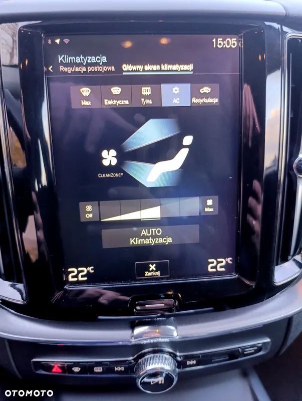 Volvo XC 60 T5 AWD Momentum Pro - 19