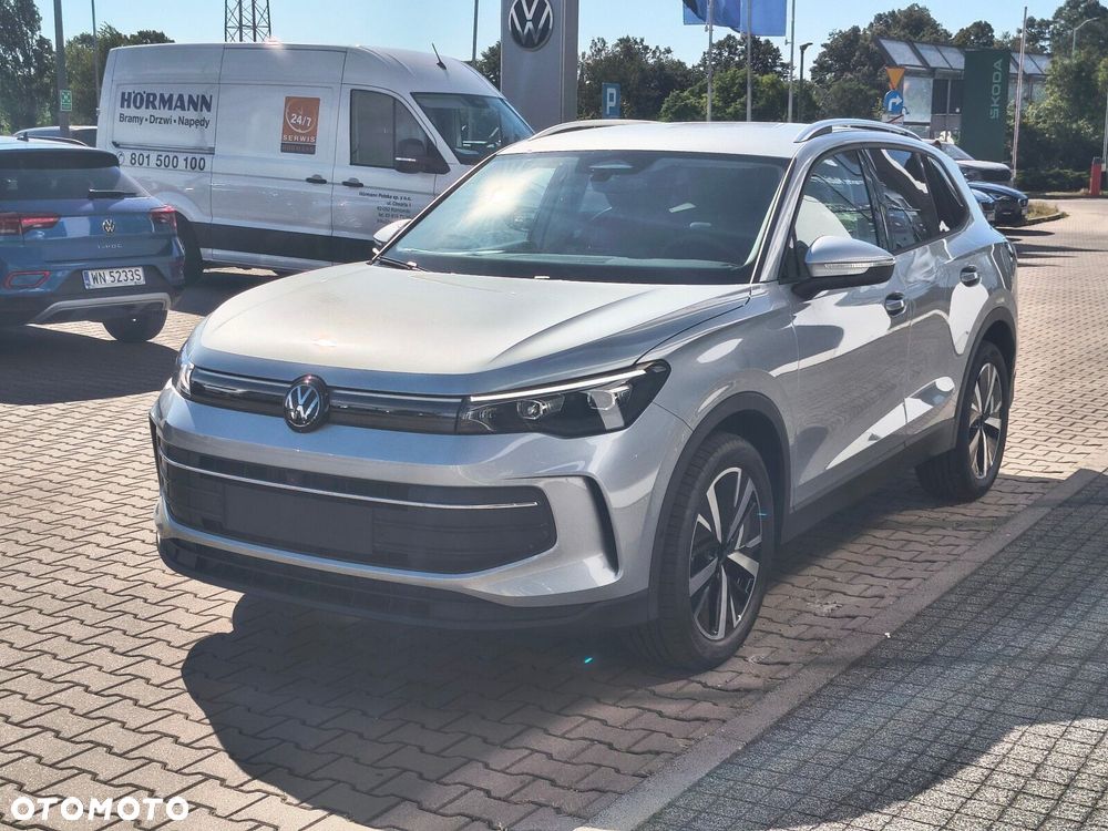 Volkswagen Tiguan - 4