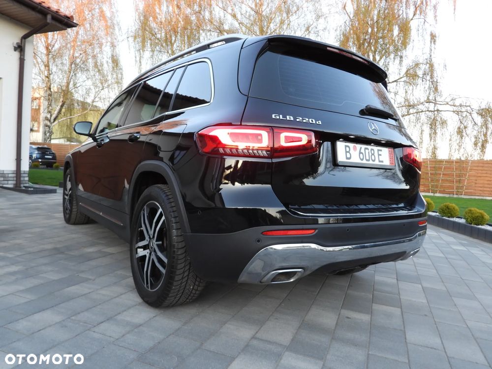 Mercedes-Benz GLB 220 d 4Matic 8G-DCT Progressive - 27