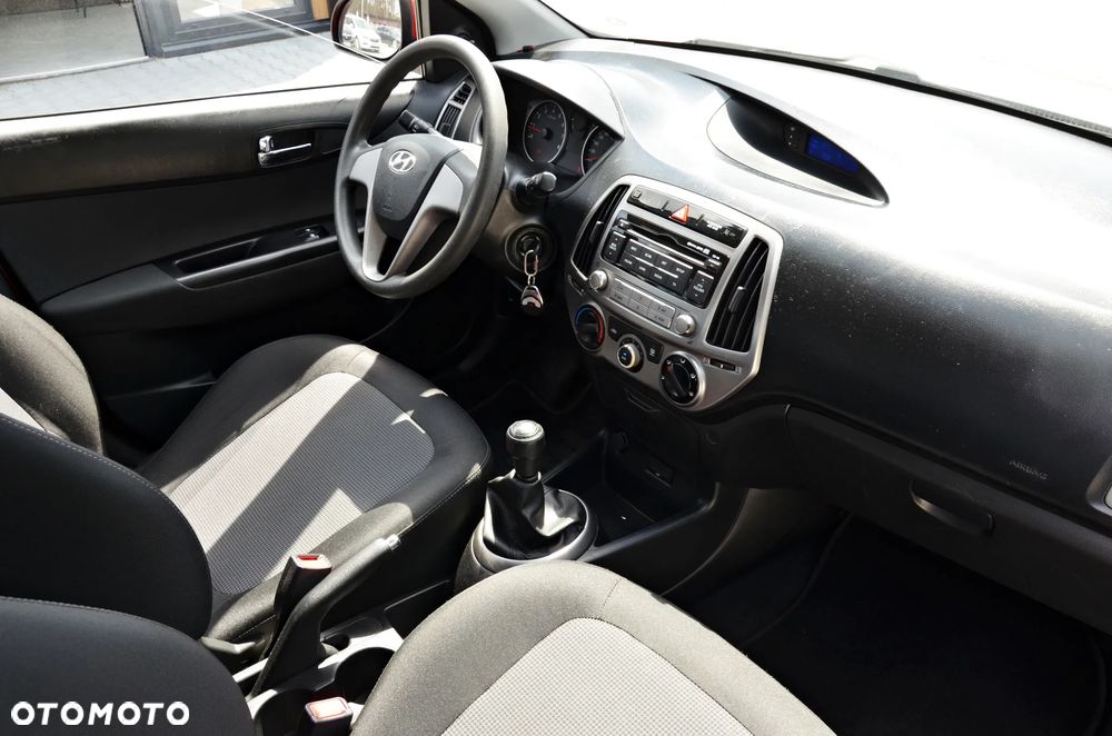 Hyundai i20 1.2 Trend - 36