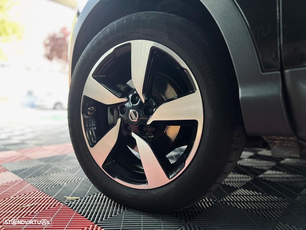 Nissan Qashqai 1.5 dCi N-Connecta 18 - 17