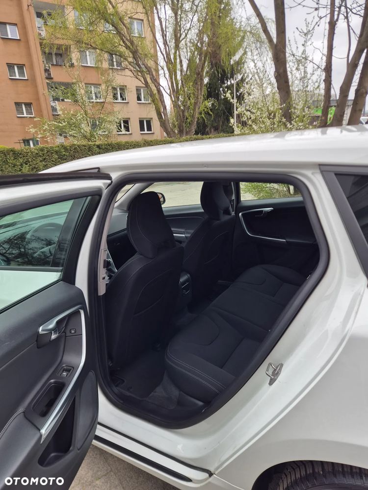 Volvo V60 D2 - 11