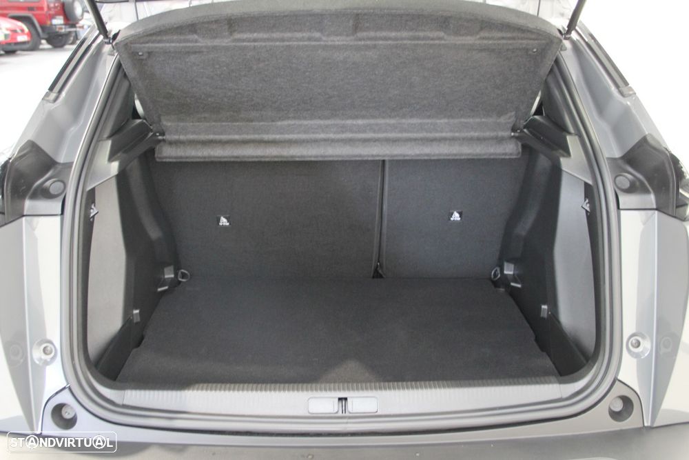 Peugeot 2008 1.2 PureTech Allure - 31