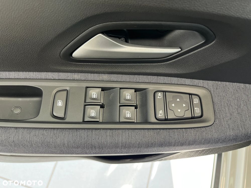 Dacia Jogger 1.8 Full Hybrid 155 Journey MMT - 18