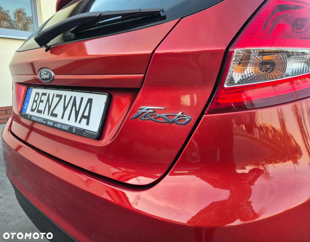 Ford Fiesta 1.25 Celebration - 14