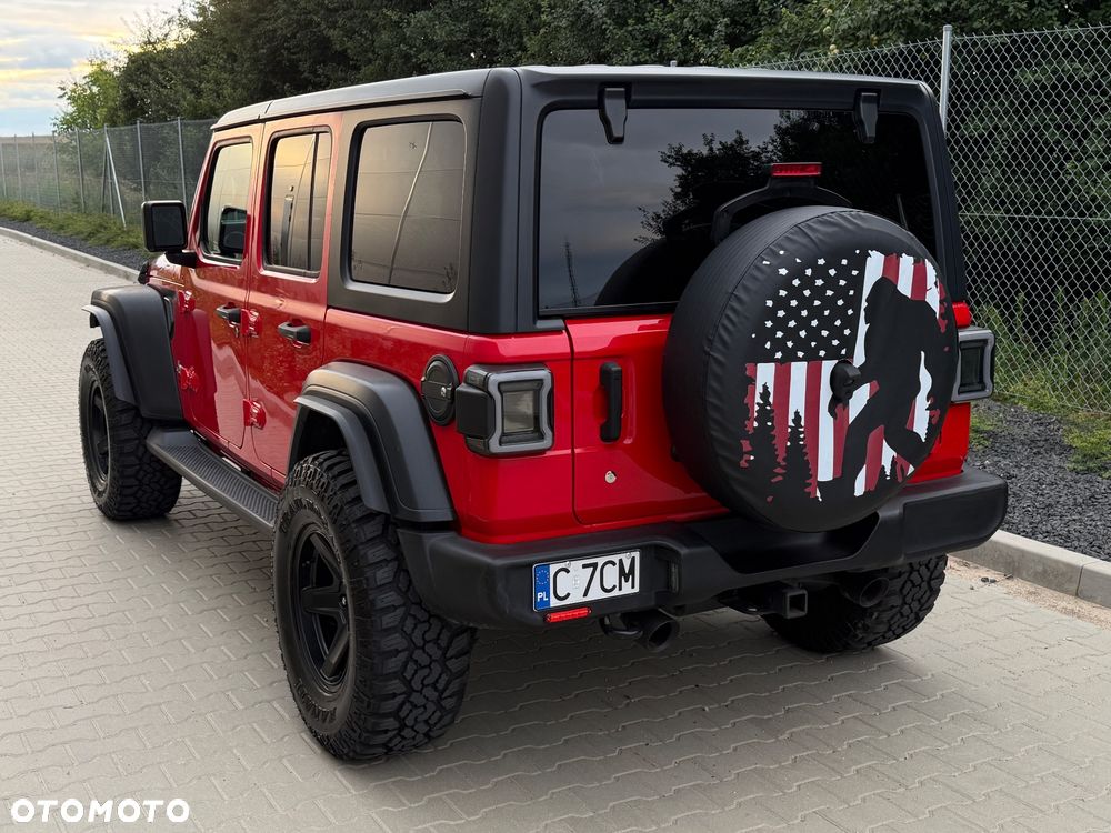 Jeep Wrangler - 9