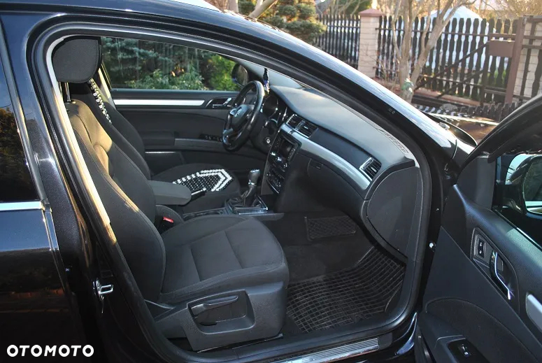 Skoda Superb 2.0 TDI Comfort - 11
