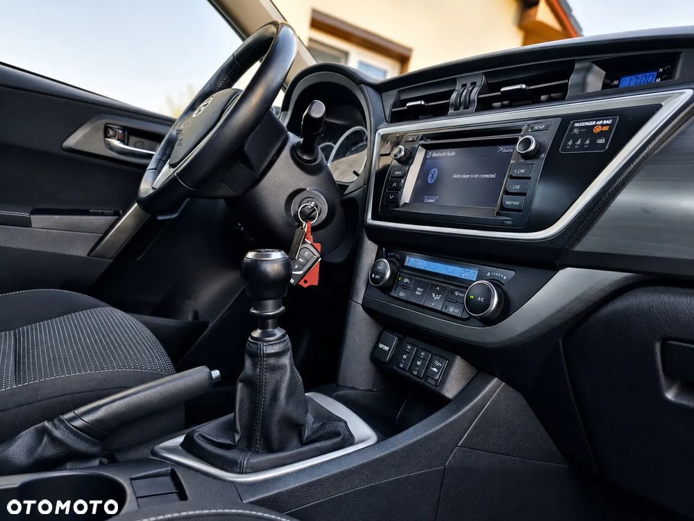 Toyota Auris - 8