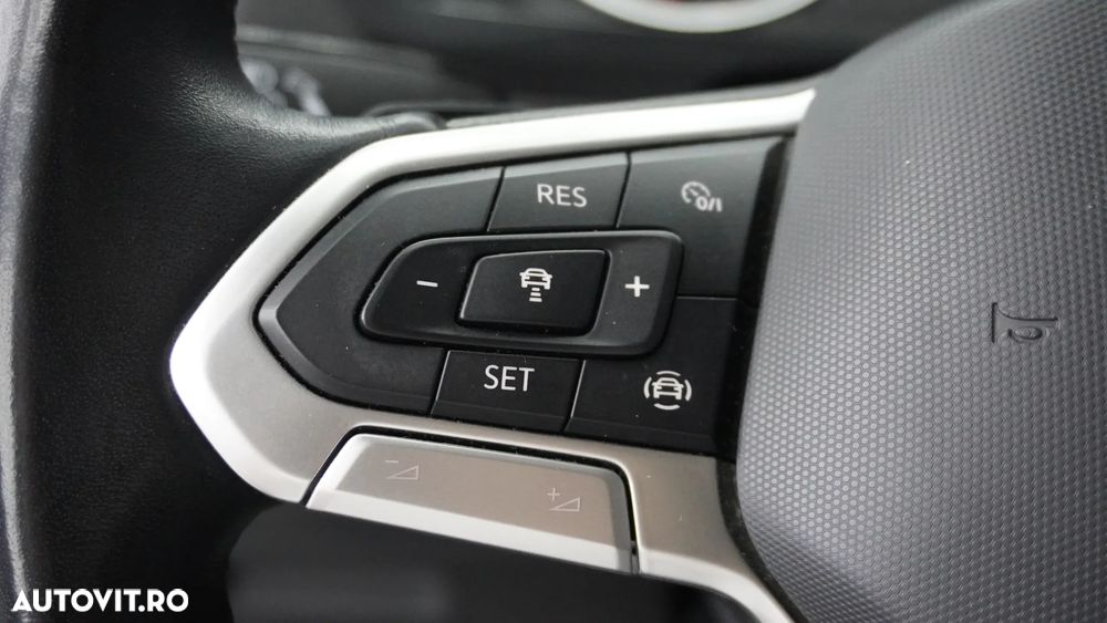 Volkswagen Tiguan 2.0 TDI 4Mot DSG Elegance - 13