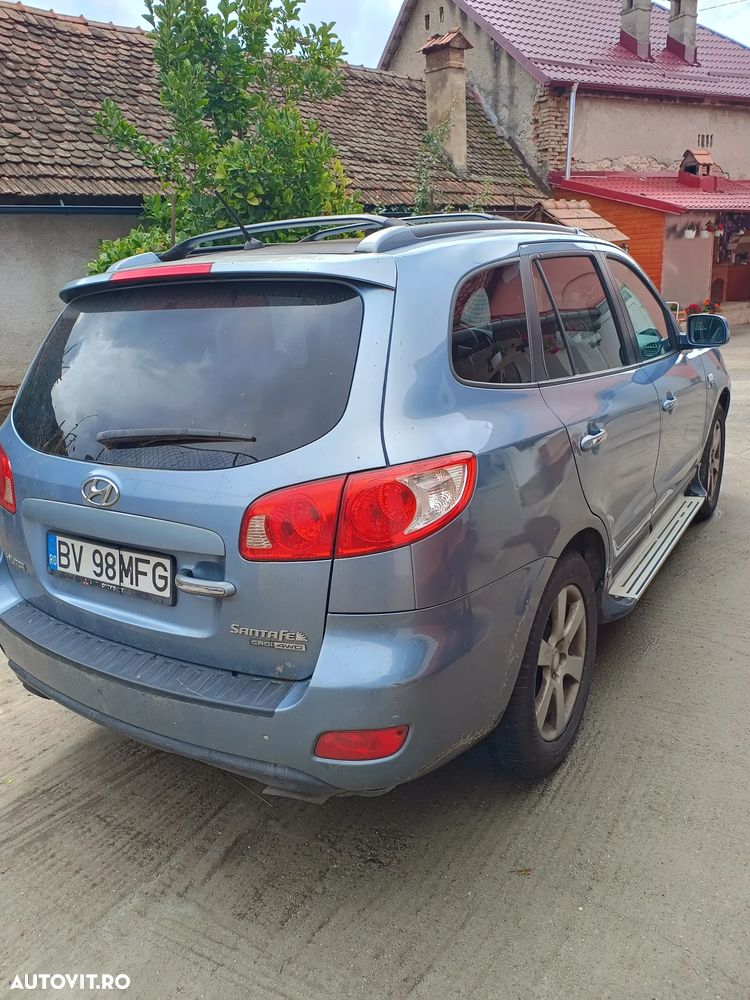 Hyundai Santa Fe 2.2 DSL VGT 7 SEATS 4WD AT PREMIUM - 5