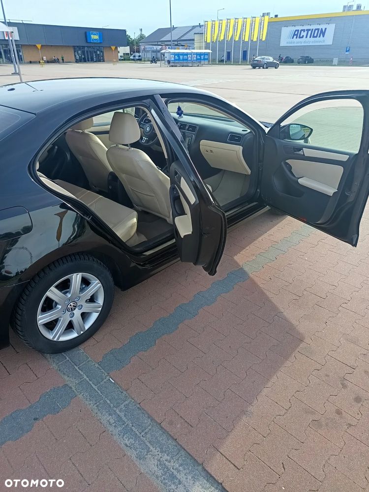Volkswagen Jetta 2.5 SE - 19