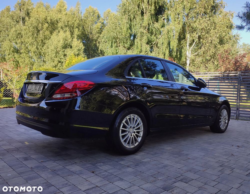 Mercedes-Benz Klasa C 200 7G-TRONIC Edition 1 - 3
