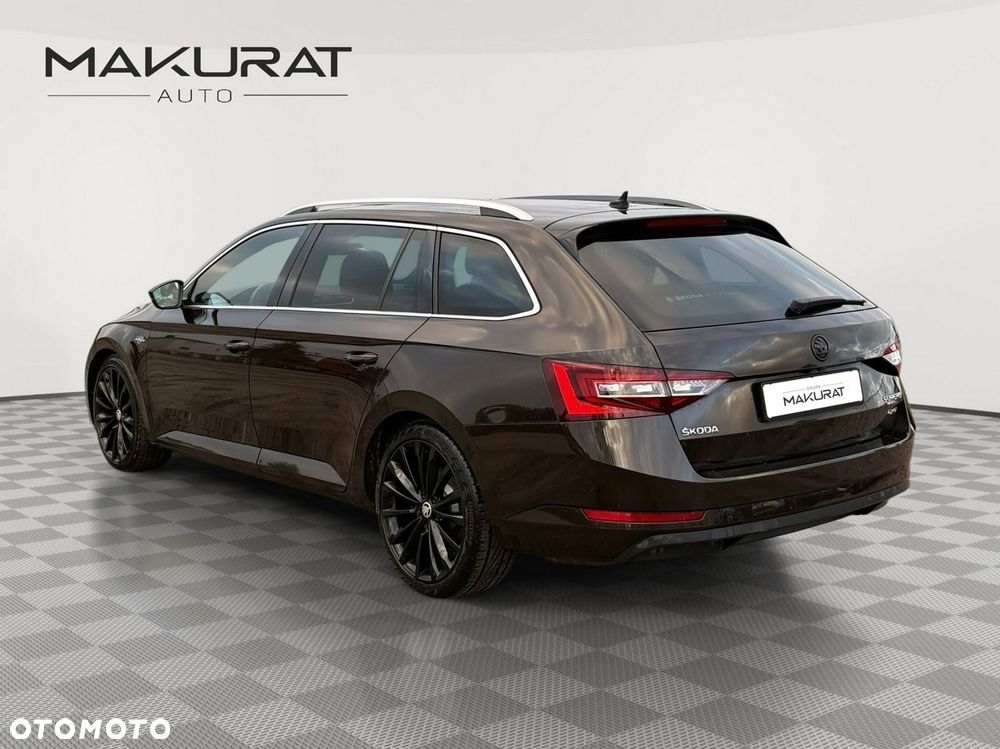 Skoda Superb 2.0 TDI 4x4 DSG L&K - 4