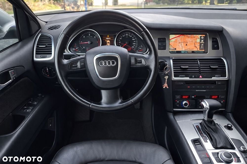 Audi Q7 3.0 TDI DPF Quattro Tiptronic - 27