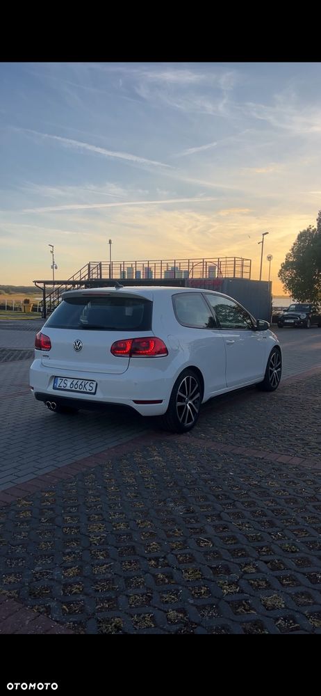 Volkswagen Golf - 7