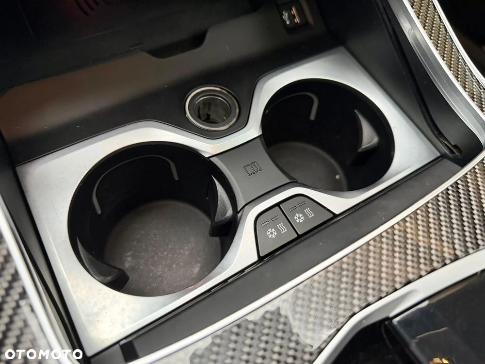 BMW X7 M60i xDrive - 29