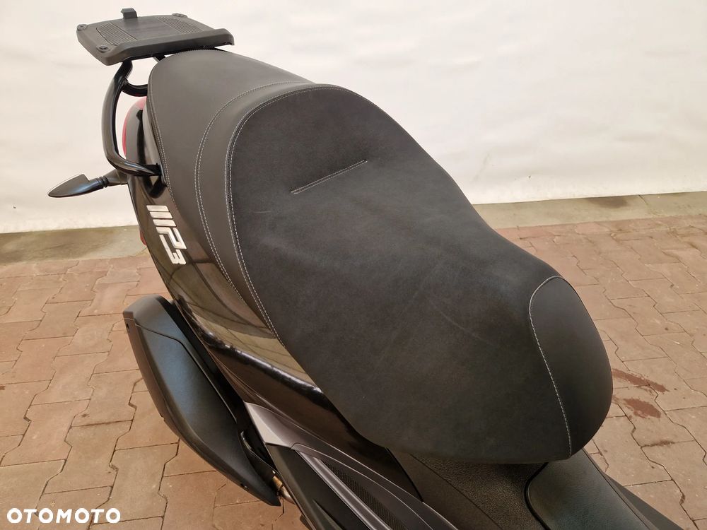 Piaggio MP-3 - 20