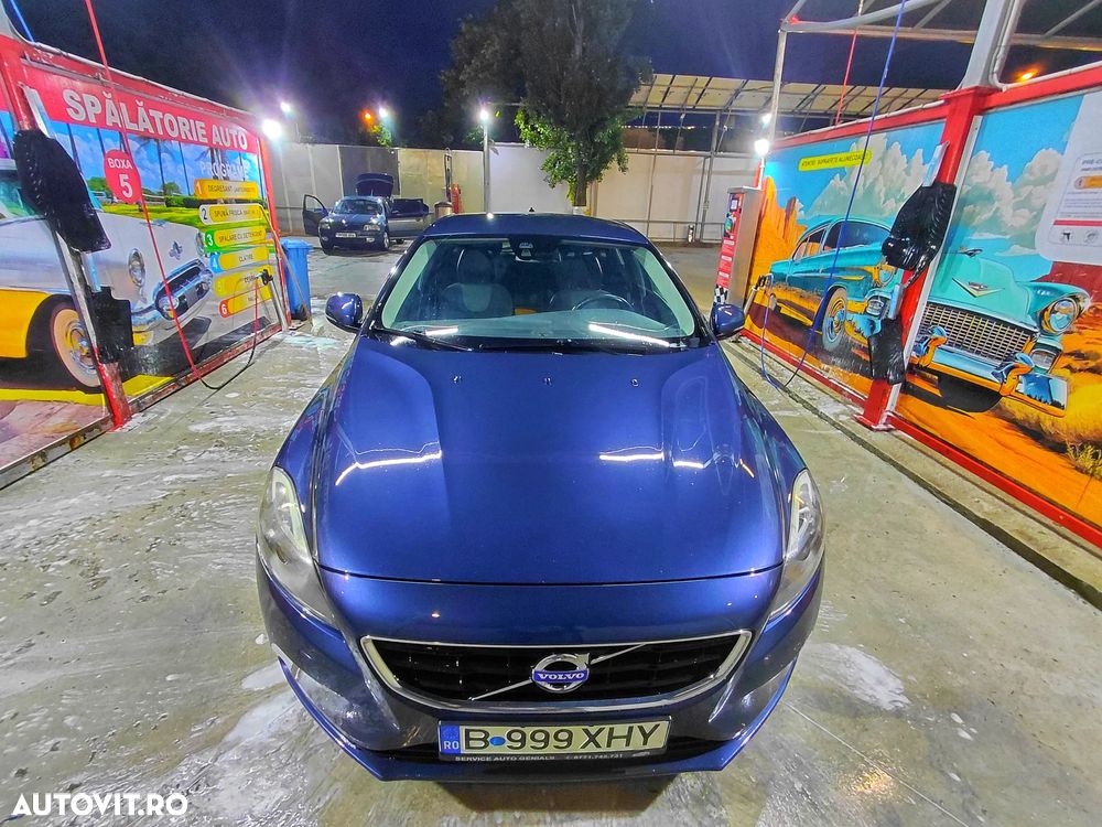 Volvo V40 D2 94g Kinetic - 4