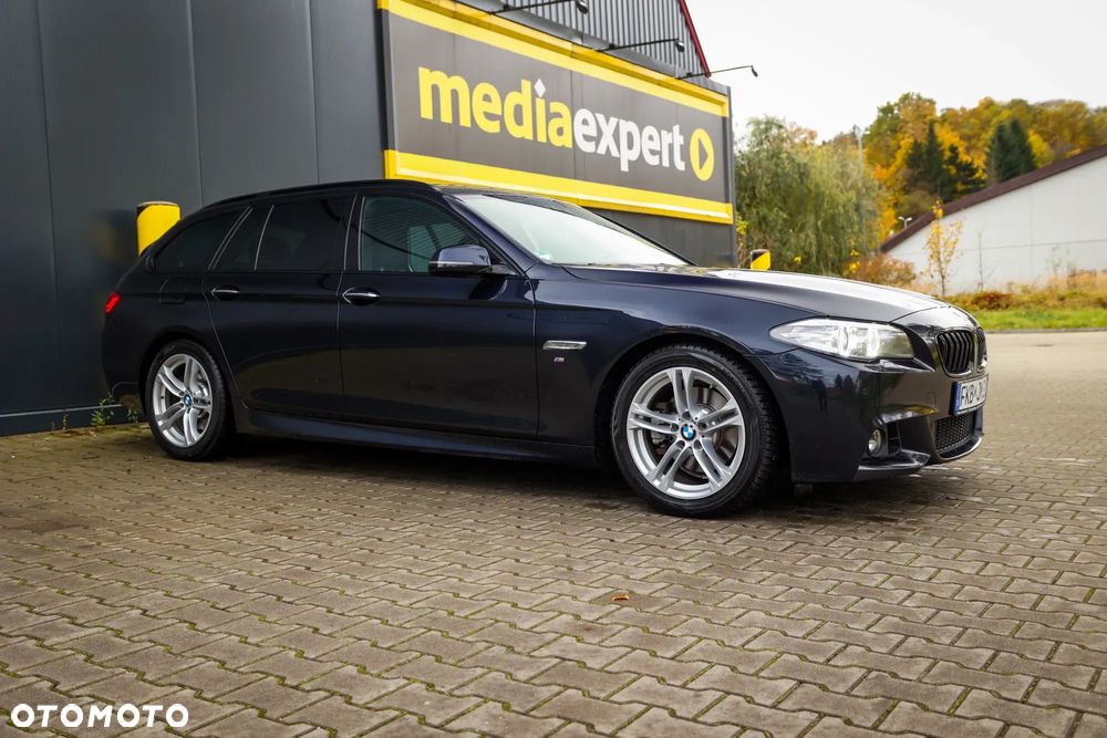 BMW Seria 5 520d M Sport - 11
