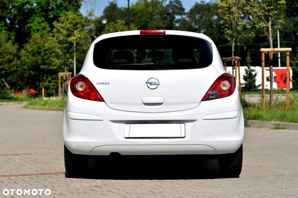 Opel Corsa - 25
