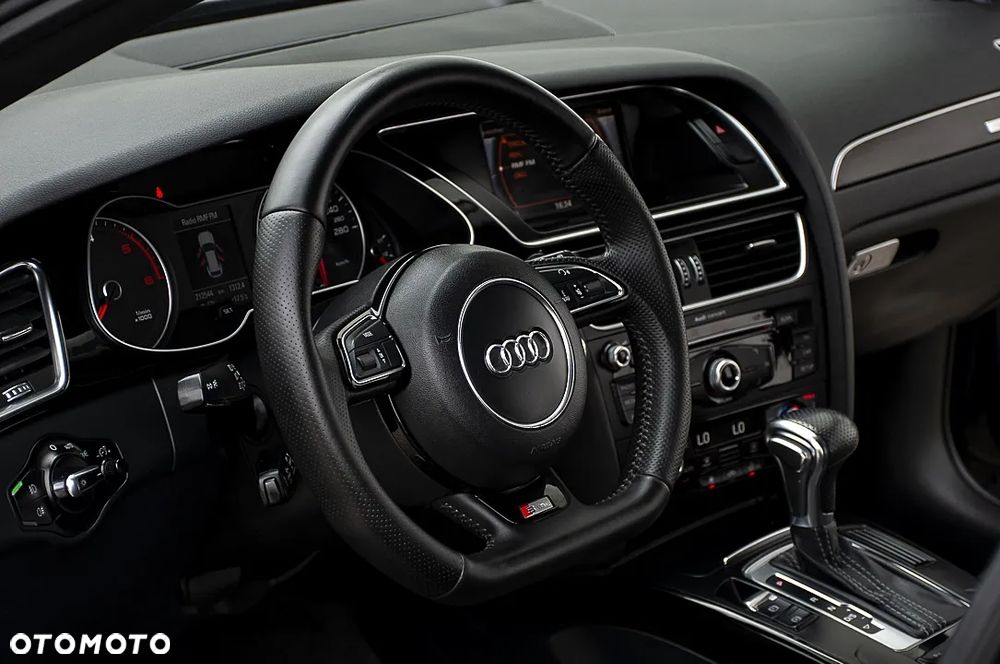 Audi A4 Avant 2.0 TDI DPF quattro S tronic S line Sportpaket - 38