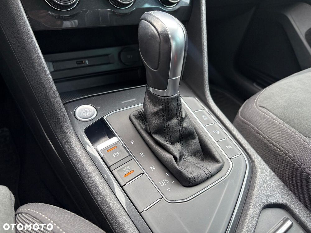 Volkswagen Tiguan - 29
