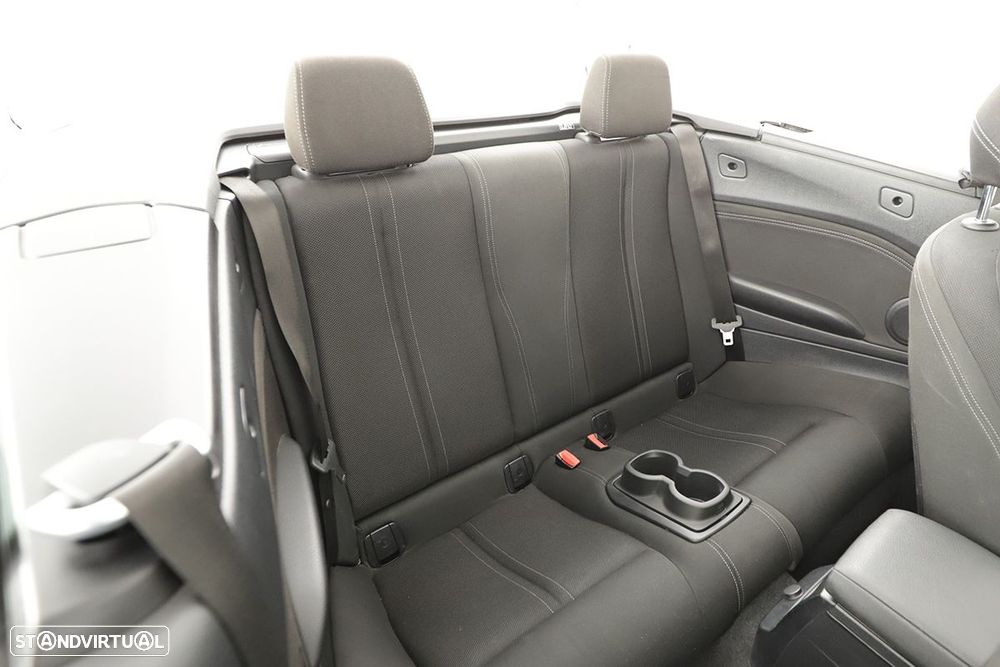 BMW 218 - 33